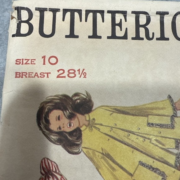 VTG 70s Butterick 5499 Girls Robe Nightgown Pajamas 10 CUT Sleepwear Cottagecore - Picture 4 of 13